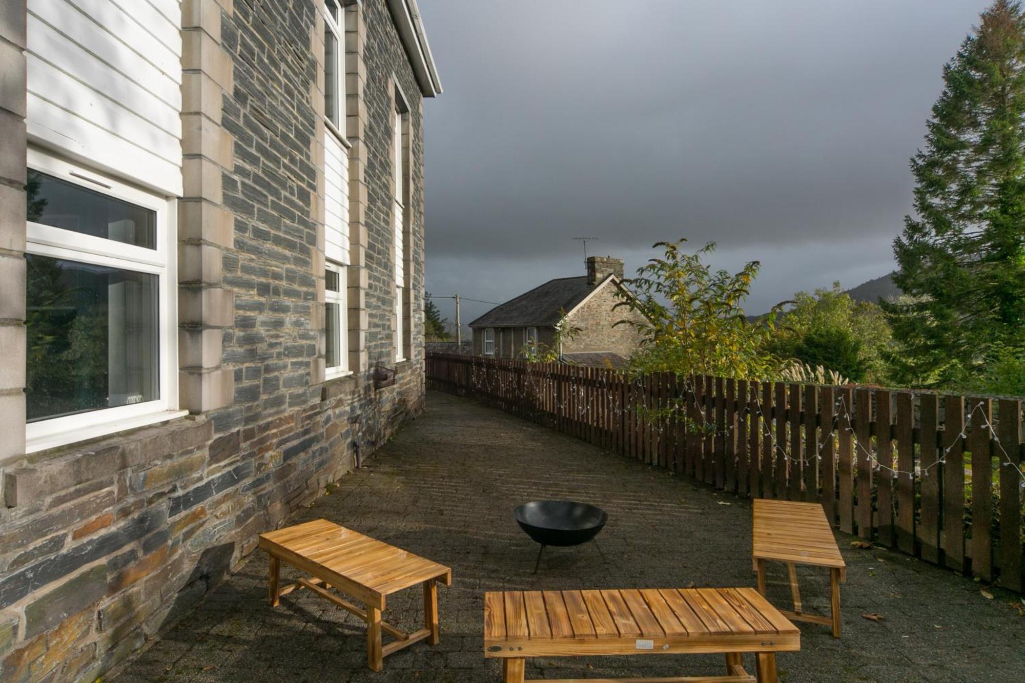 Luxury Home 10 Min To Snowdonia Football Table Tremadog ภายนอก รูปภาพ
