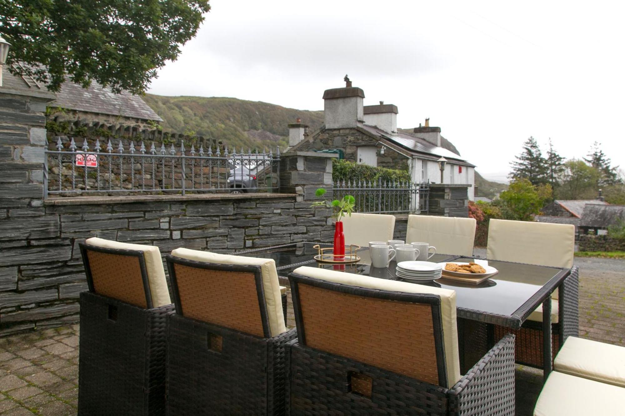 Luxury Home 10 Min To Snowdonia Football Table Tremadog ภายนอก รูปภาพ