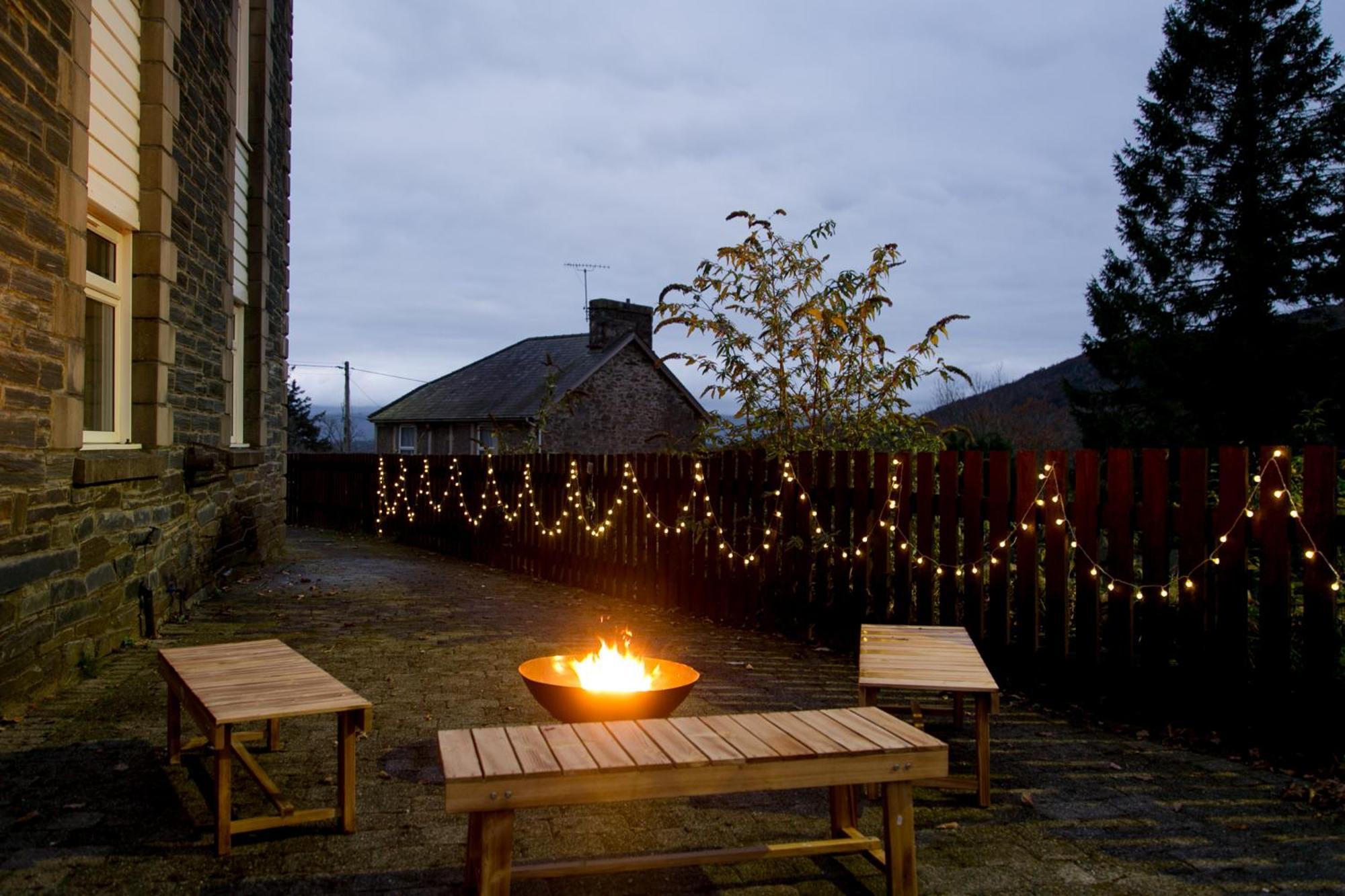 Luxury Home 10 Min To Snowdonia Football Table Tremadog ภายนอก รูปภาพ