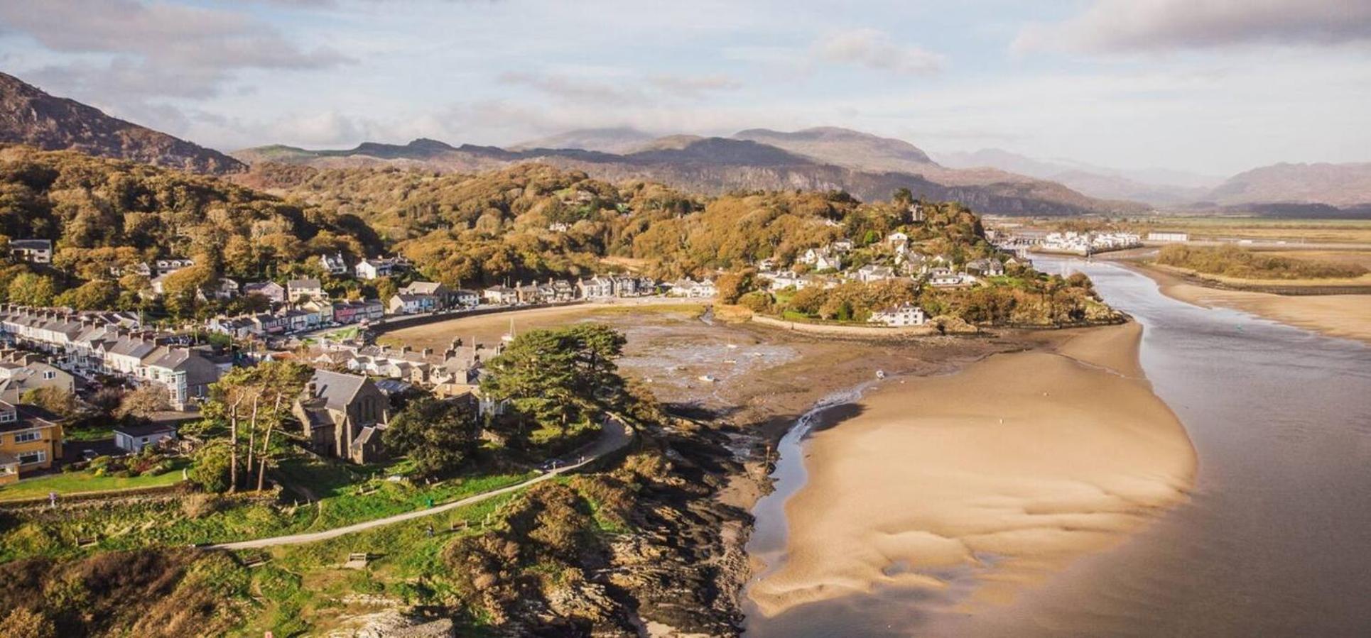 Luxury Home 10 Min To Snowdonia Football Table Tremadog ภายนอก รูปภาพ